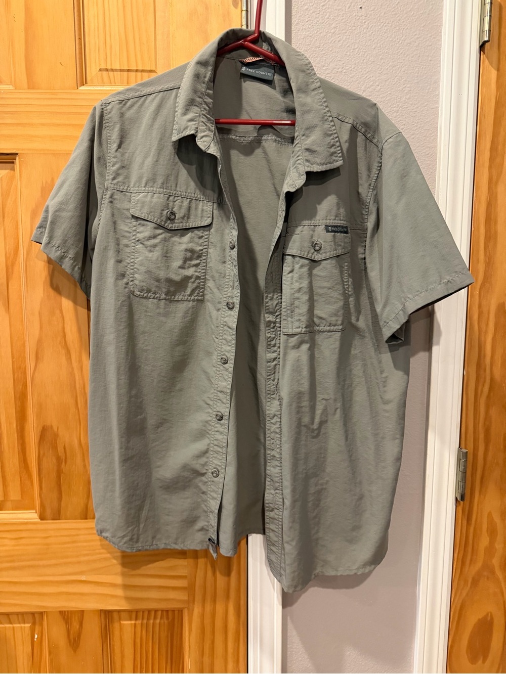 Free Country Men's Short-Sleeve Shirt Jacket in Olive Green